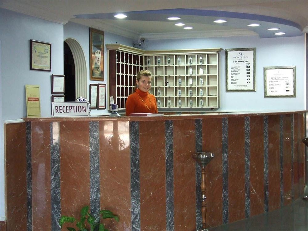 Torbalı Metropolis酒店 外观 照片
